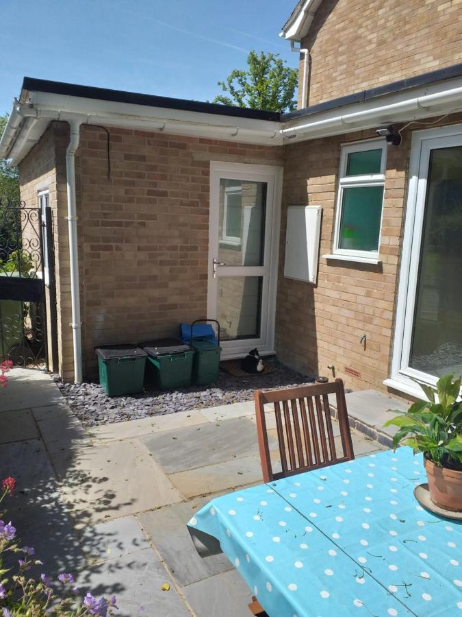 Cheltenham Studio Apartment Esterno foto