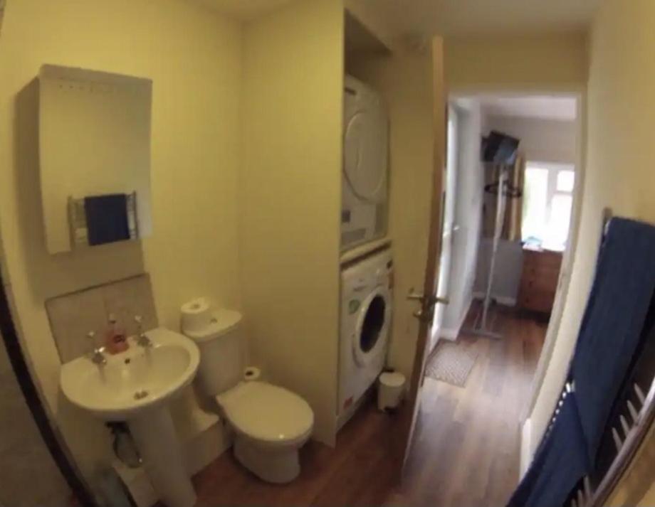 Cheltenham Studio Apartment Esterno foto